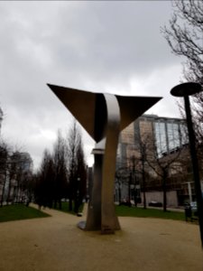 Brussels-Artwork IV of Boulevard du Roi Albert II (5)