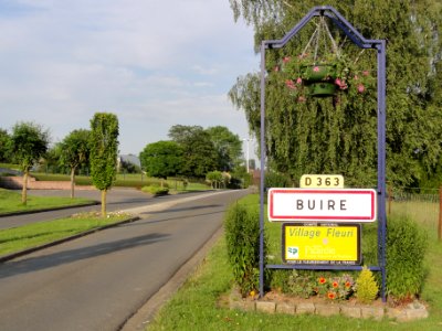 Buire (Aisne) city limit sign
