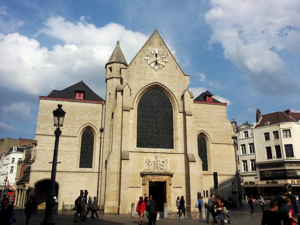 Bruxelles-Eglise Saint Nicolas photo