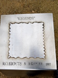 Brussels-Artwork III of Boulevard du Roi Albert II (3)