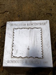 Brussels-Artwork II of Boulevard du Roi Albert II (3)