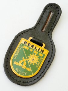 Brustanhaenger.Polizei.Berlin.Direktion.4.287th.Military.Police.P1022139