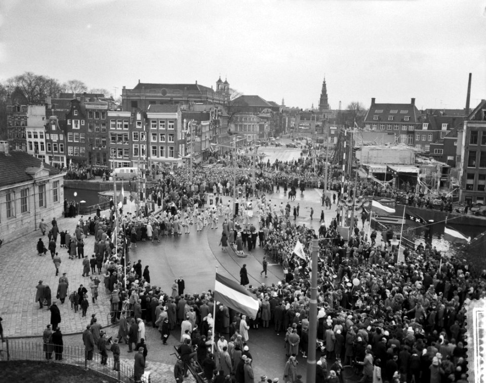 Bruggendag in Amsterdam, de Hortusbrug is geopend, Bestanddeelnr 911-8203