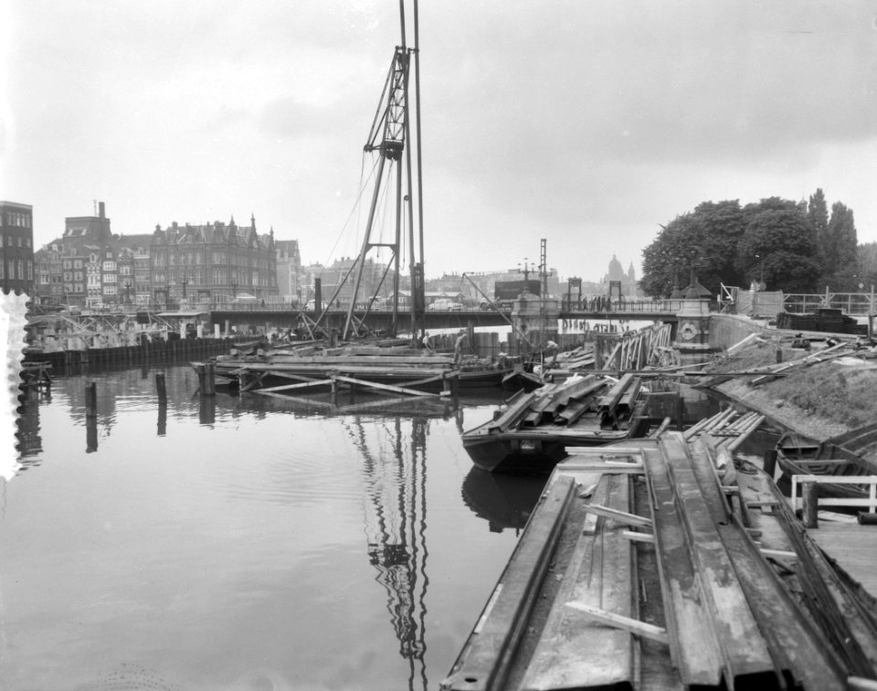Bruggenbouw tussen Prins Hendrikkade en Kadijksplein, Bestanddeelnr 916-7563
