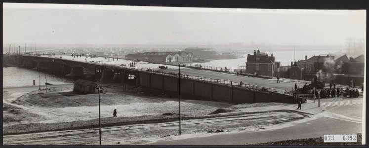 Bruggen, waterbouwkunde, Nieuwe Amstelbrug, Rijnstraat, Bestanddeelnr 073-0392
