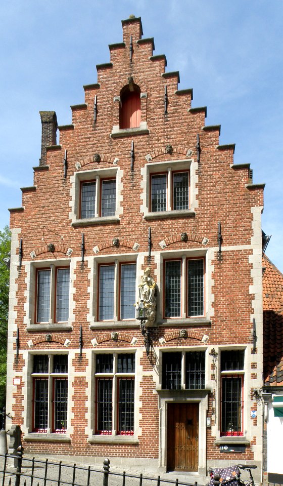 Brugge Wijngaardplein Pastorie 1