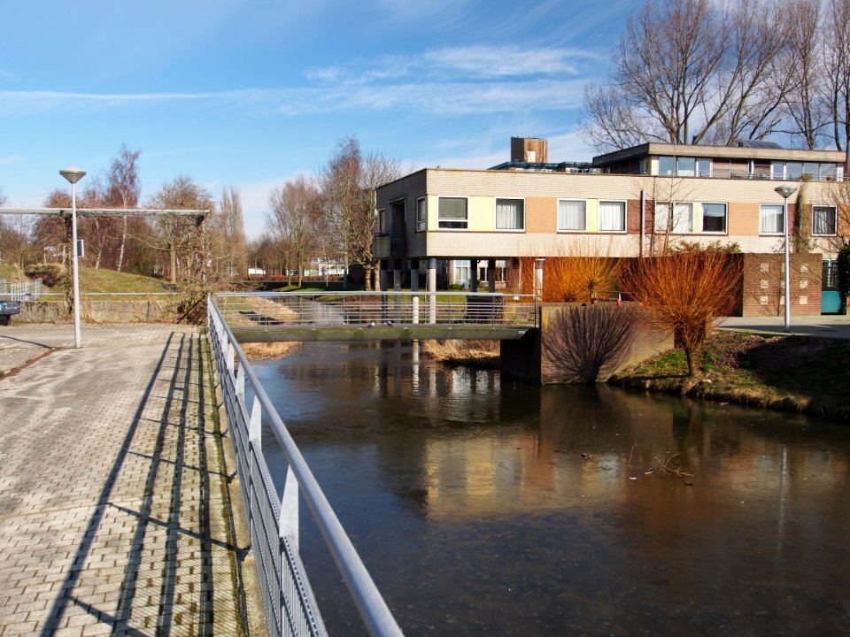 Brug 2288, Anton Geesinkbrug, in de Bep van Klaverenboulevard