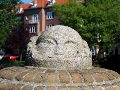 Brug 404, Ferdinand Bolstraat - Scheldestraat, beeld van Hildo Krop pic 4