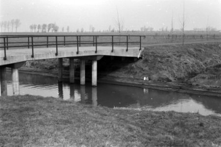 Brug te Buren (ruiverkaveling Maurikse Wetering), Bestanddeelnr 170-1847