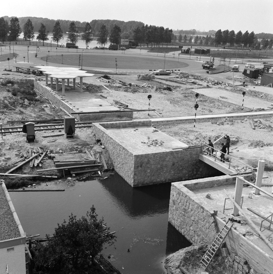Brug voor de Europese roeikampioenschappen de Bosbaan, Bestanddeelnr 916-6094