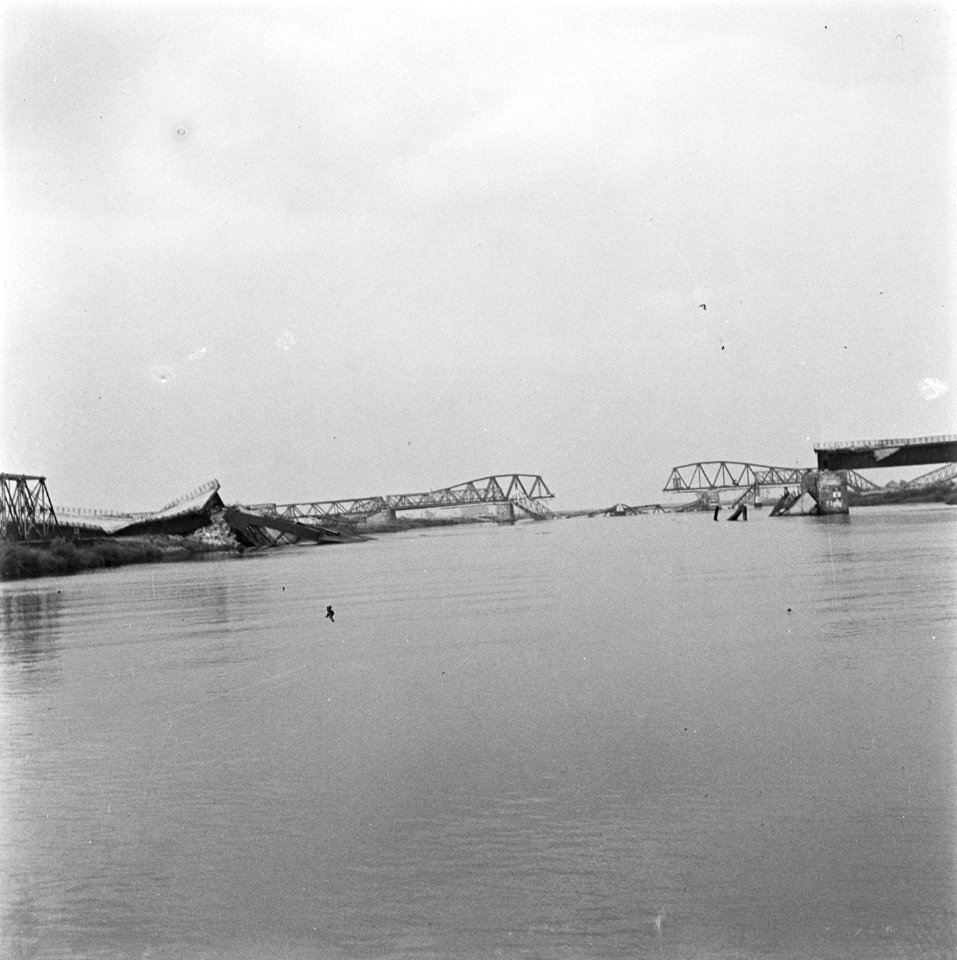 Bruggen over de Oude Maas, Bestanddeelnr 900-5279