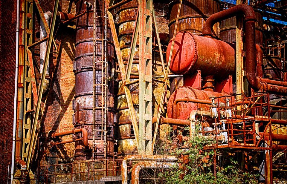 Bill industrial plant decay