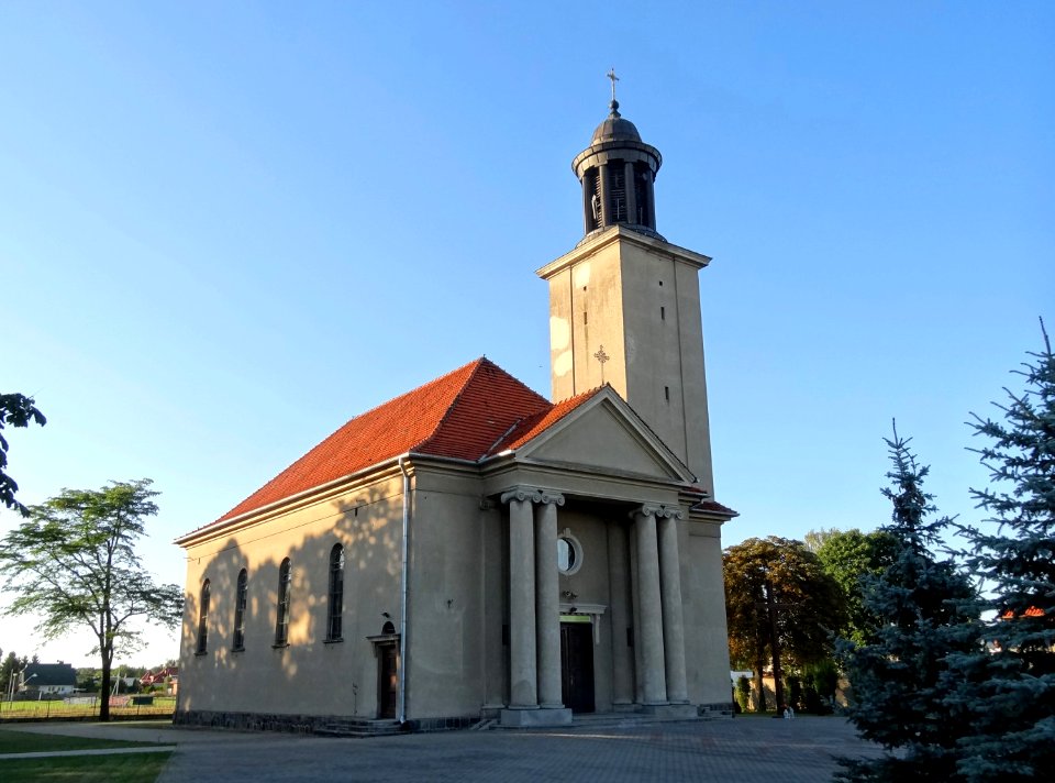 Brzoza Bydgoska kosciol NMP Krolowej Polski 1 08-2014
