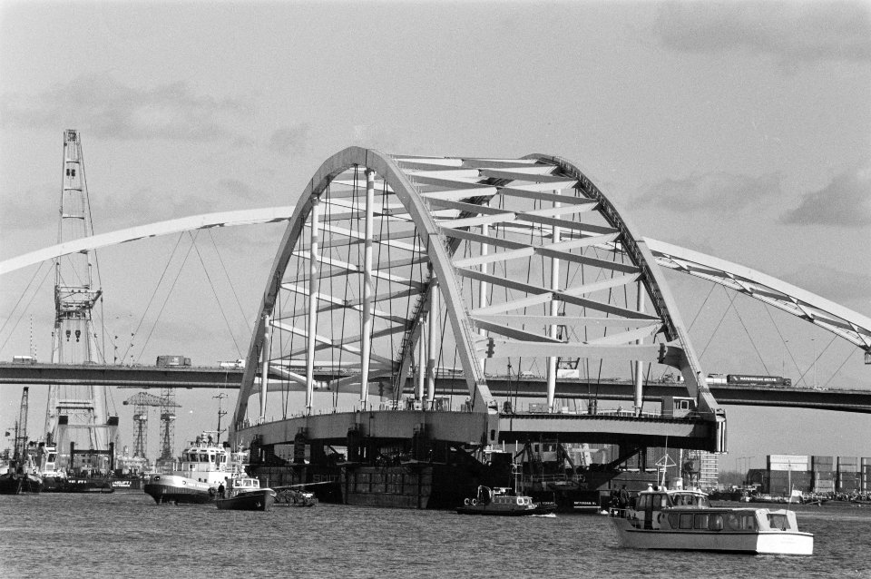 Bruggen, Bestanddeelnr 934-4069
