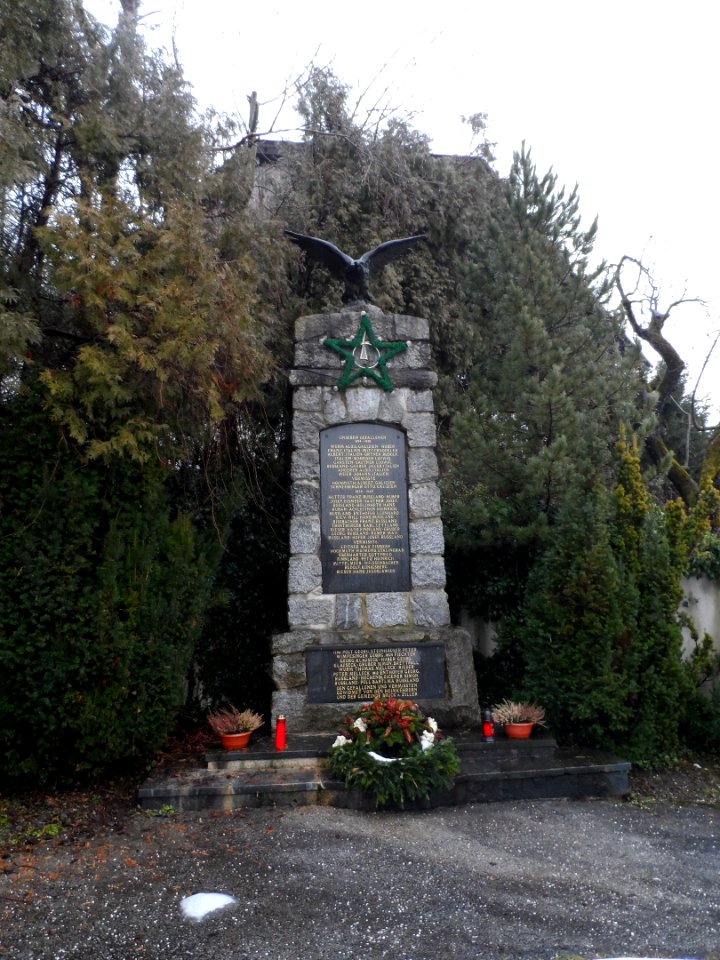 Bruck-am-Ziller-Kriegerdenkmal