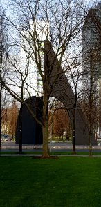 Brussels-Artwork V of Boulevard du Roi Albert II (3)