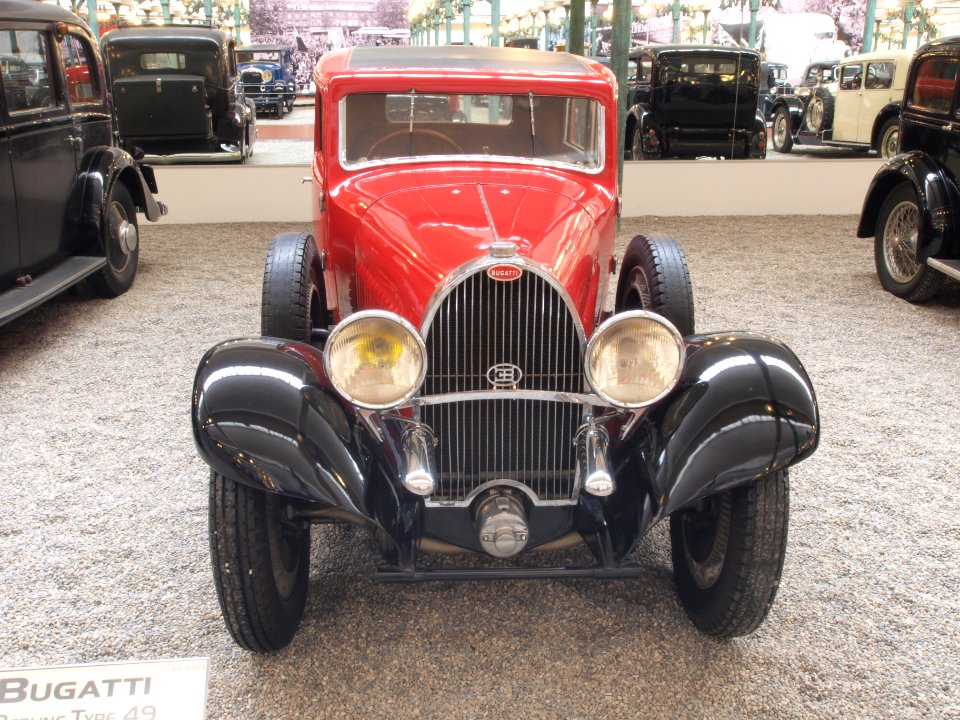 Bugatti Berline Type 49 (1934) pic1