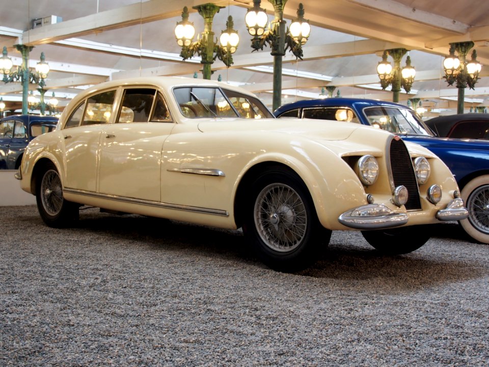 Bugatti Cabriolet Type 101 (1952) photo 2