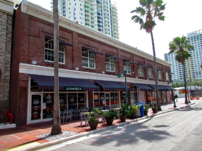 Bryan Building Fort Lauderdale Florida facade full