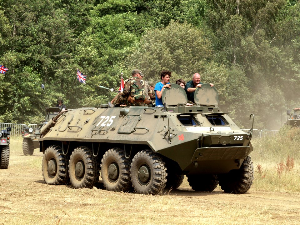 BTR-60 pic-004