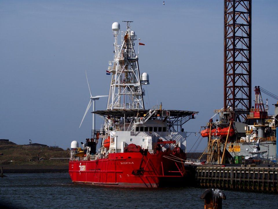 Bucentaur IMO 8112548 at IJmuiden, Port of Amsterdam