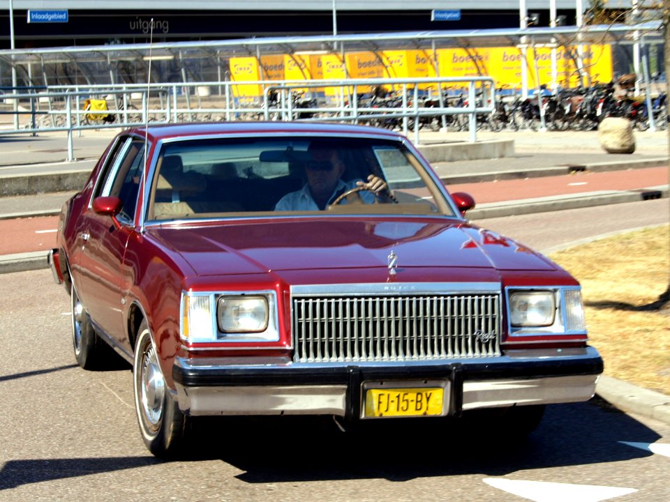 Buick regal Limited FJ-15-BY