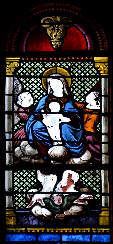 Bugarach Eglise Vitrail 26072014 05