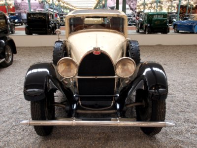 Bugatti 46 (1933) pic1