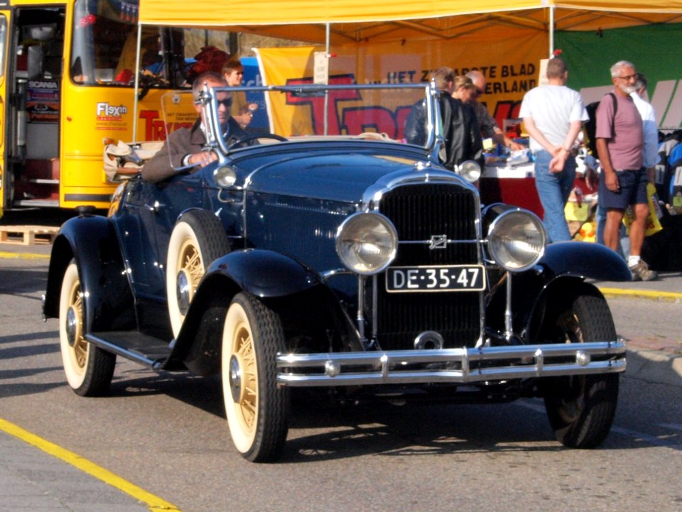 Buick 854 ROAD STAR dutch licence registration DE-35-47 pic2