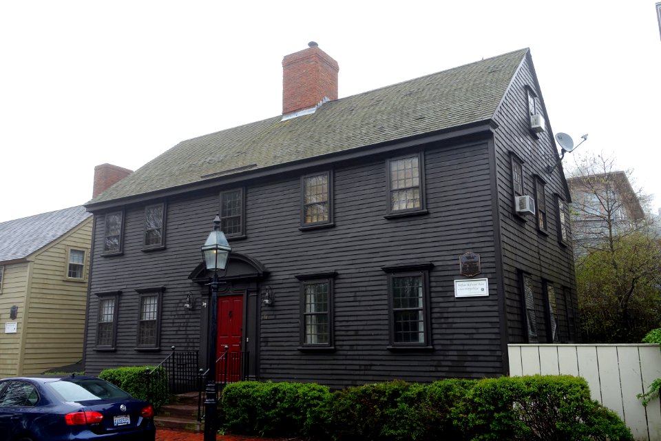 Buffum-Redwood House, c. 1700, enlarged 1740 - Newport, Rhode Island - DSC04036