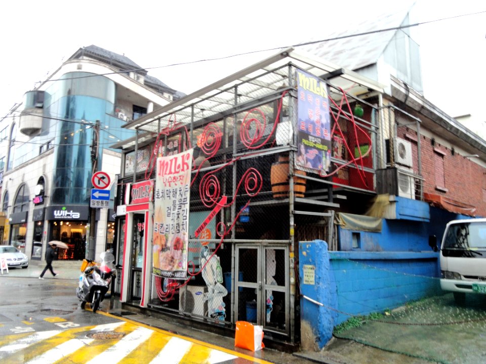 Building in Seoul - DSC00436