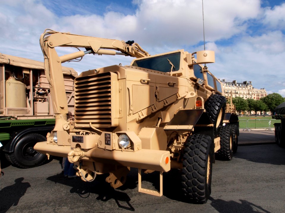 Buffalo MRAP ( Mine Resistant Ambush Protected Vehicle ) photo-6