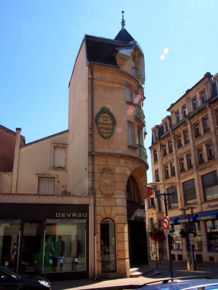 Building in Verdun