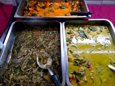 Buffet dishes at Khua Din Restaurant