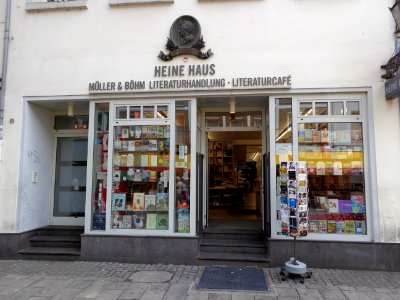 Buchhandlung-Heine-Haus-Duesseldorf