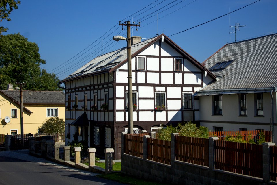 Building in Arnoltice