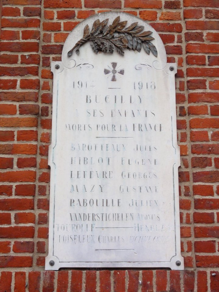 Bucilly (Aisne) plaque commémorative 1914-1918