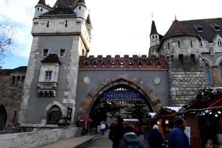 Budapest-2018-12-05-22