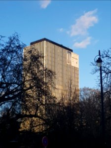 Brussels-Victoria Regina Tower (4)