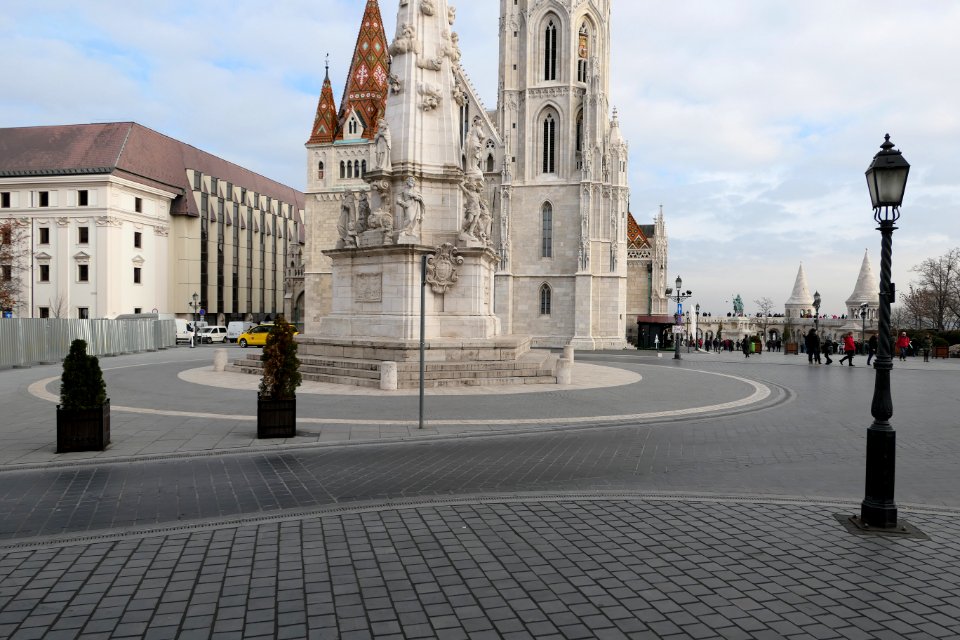 Budapest-Fishermans-Bastion-2018-12-09-008
