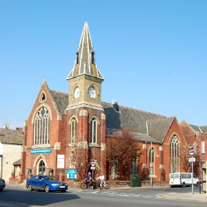 Buckland United Reformed Church, Kingston Road, Buckland, Portsmouth (March 2019) (2)