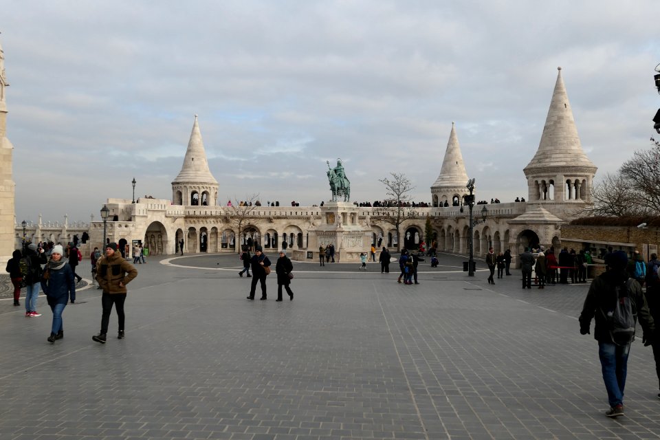 Budapest-Fishermans-Bastion-2018-12-09-029