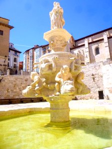 Burgos - Fuente de la Plaza Santa María 1