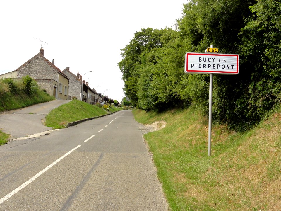 Bucy-lès-Pierrepont (Aisne) city limit sign