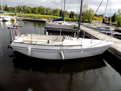Buccaneer 200 sailboat 0576