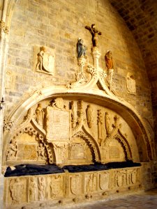 Burgos - Iglesia de San Nicolás de Bari - Sepulcro de Maluenda-Castro-Miranda 1