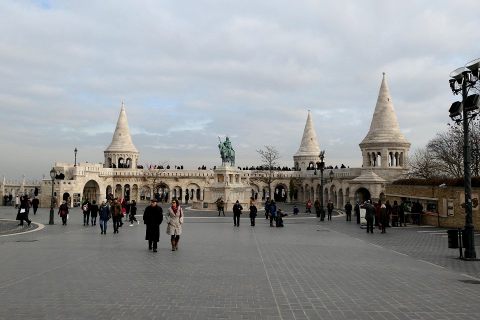 Budapest-Fishermans-Bastion-2018-12-09-025