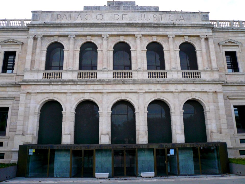 Burgos - Palacio de Justicia 03
