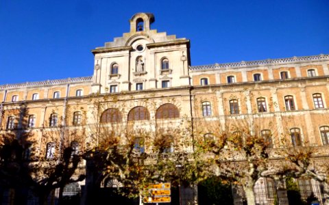 Burgos - Facultad de Teología del Norte de España (Antigua Universidad Pontificia) 4