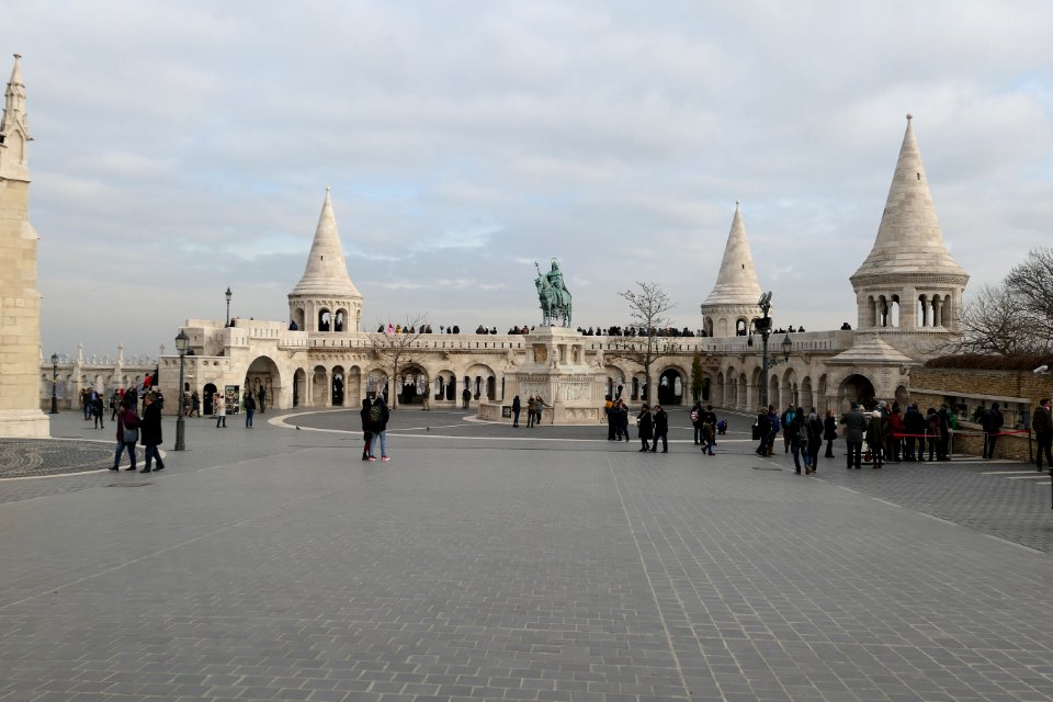 Budapest-Fishermans-Bastion-2018-12-09-035